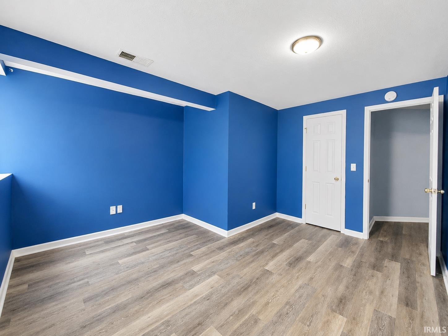 11692 Parke County Circle Granger IN 46530