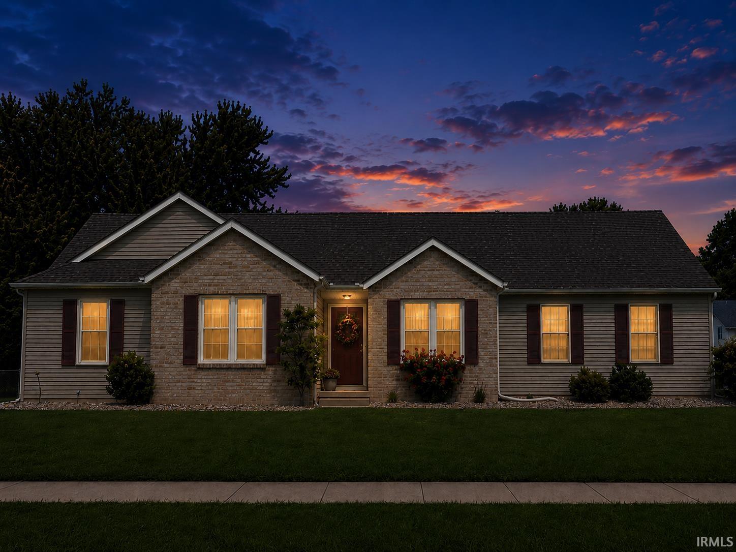 11692 Parke County Circle Granger IN 46530