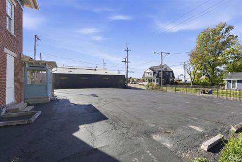 607 E Charles Street Muncie IN 47305