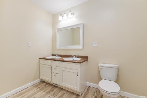 1400 E Russey Muncie IN 47302