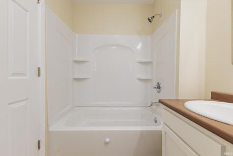1400 E Russey Muncie IN 47302