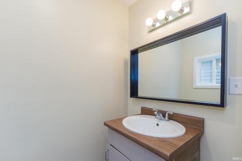 1400 E Russey Muncie IN 47302