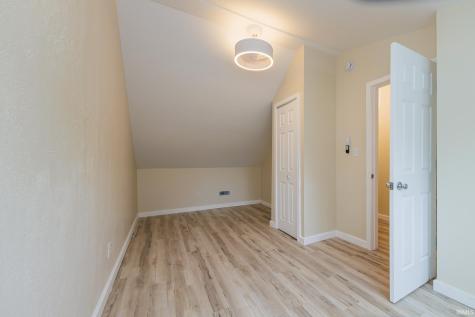 1400 E Russey Muncie IN 47302
