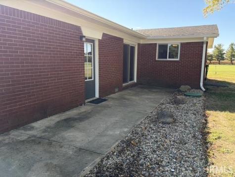 2815 N County Road 50 E New Castle IN 47362