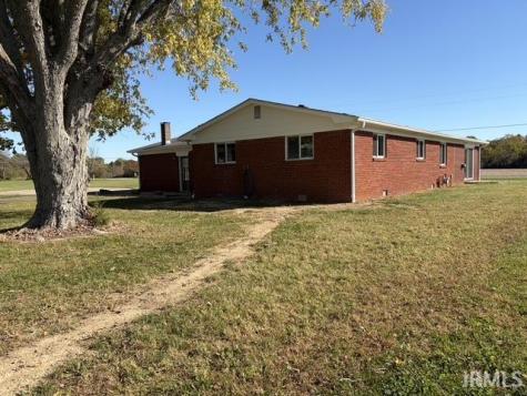 2815 N County Road 50 E New Castle IN 47362