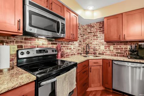 1193 N Saddlebrook Court Monticello IN 47960