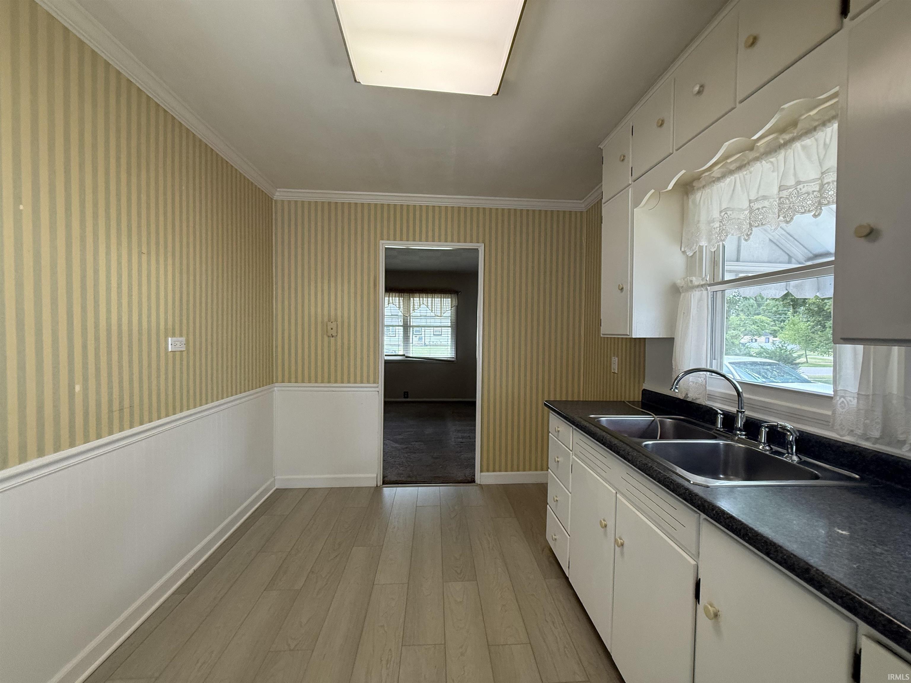 612 Sunset Avenue Elkhart IN 46514