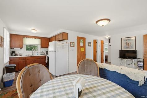 5358 S Highpoint Drive Albion IN 46701