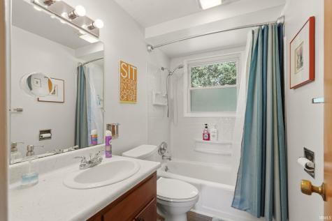 5358 S Highpoint Drive Albion IN 46701