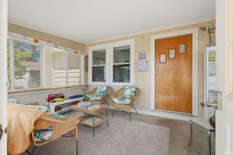 5358 S Highpoint Drive Albion IN 46701