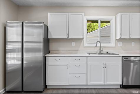 17 Brazos Circle Lafayette IN 47909