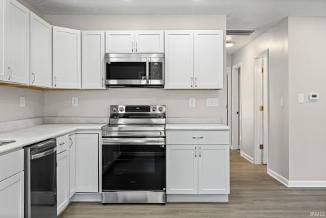 17 Brazos Circle Lafayette IN 47909
