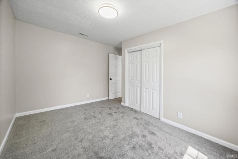 17 Brazos Circle Lafayette IN 47909