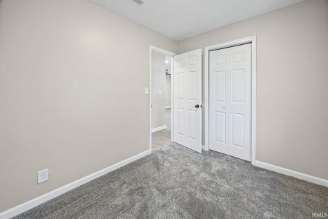 17 Brazos Circle Lafayette IN 47909