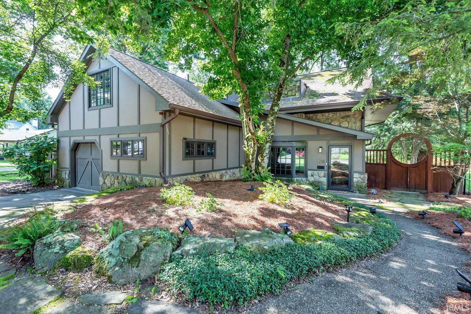 1016 E Maxwell Lane Bloomington IN 47401