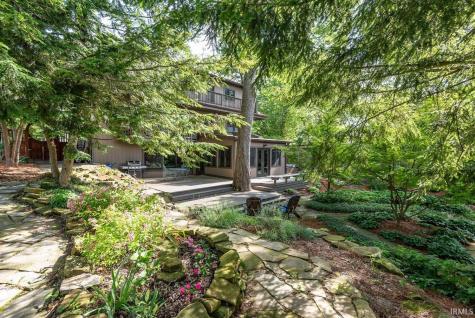 1016 E Maxwell Lane Bloomington IN 47401