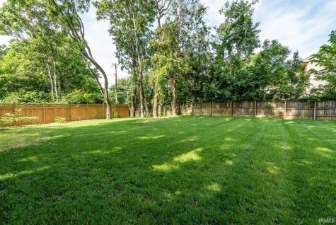 1016 E Maxwell Lane Bloomington IN 47401
