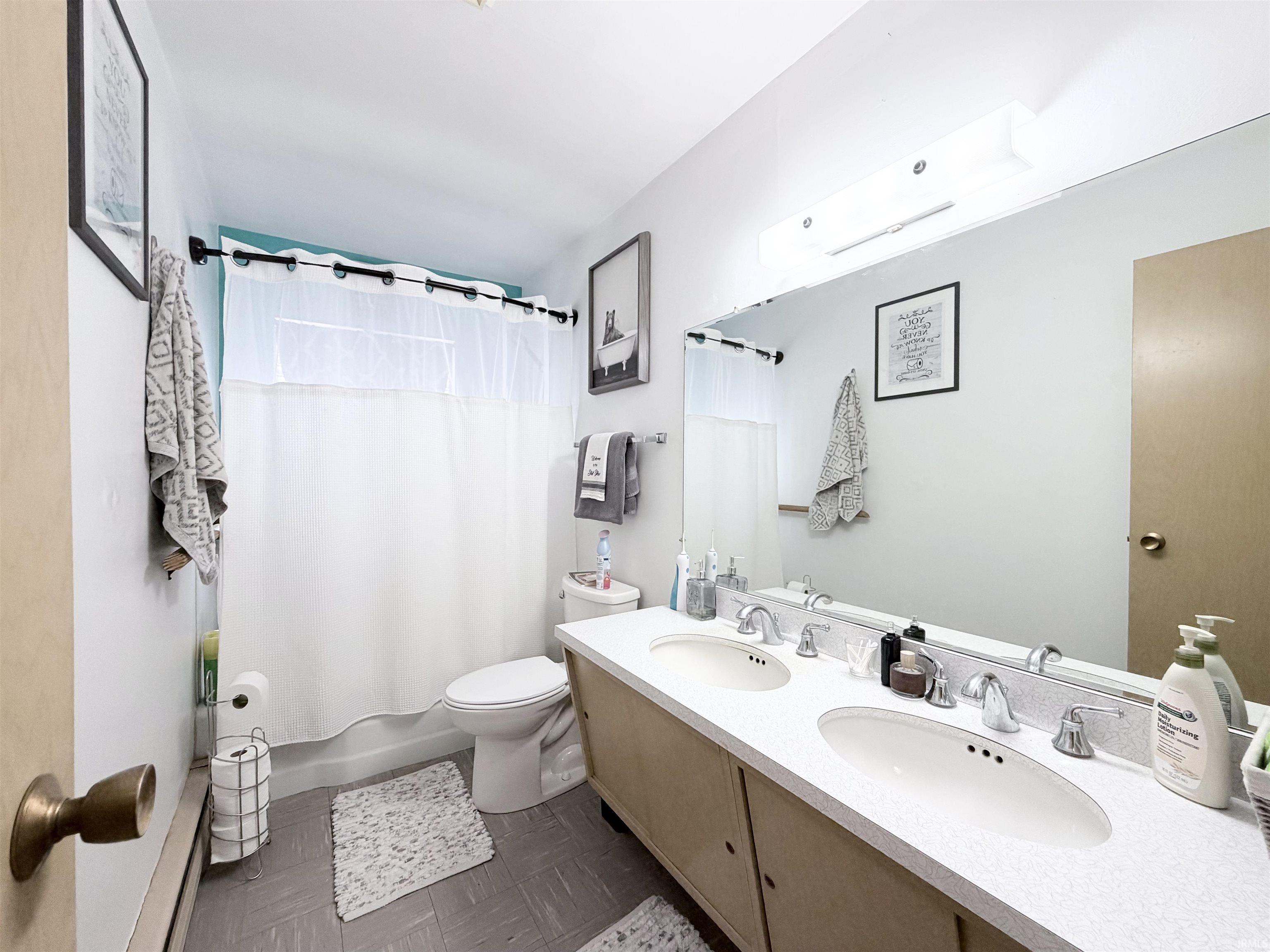 14977 12th Road Plymouth IN 46563