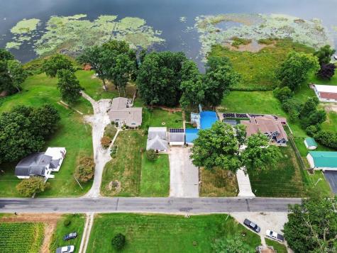 14977 12th Road Plymouth IN 46563