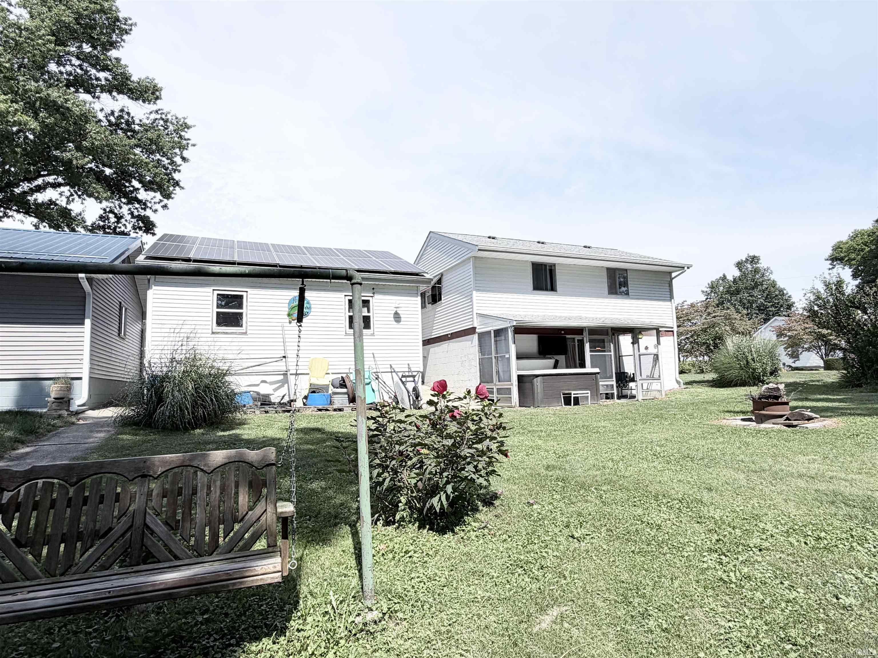 14977 12th Road Plymouth IN 46563