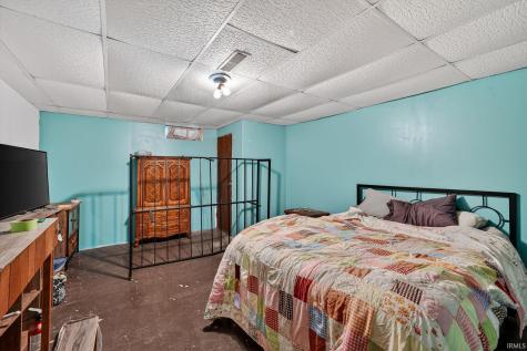 53601 Hyde Park Drive Bristol IN 46507