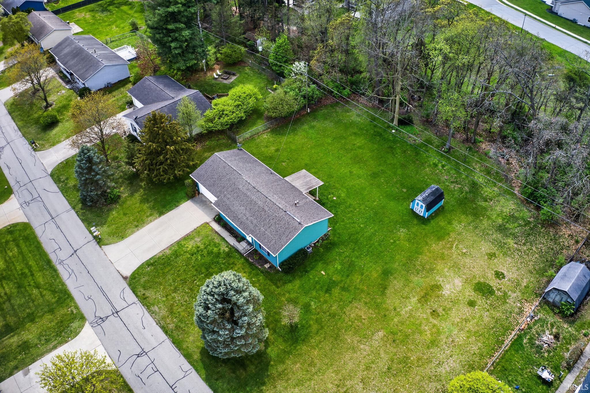 53601 Hyde Park Drive Bristol IN 46507