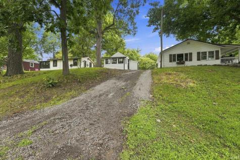 3240 W Shoreline Drive Columbia City IN 46725