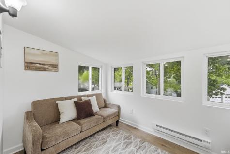 3240 W Shoreline Drive Columbia City IN 46725
