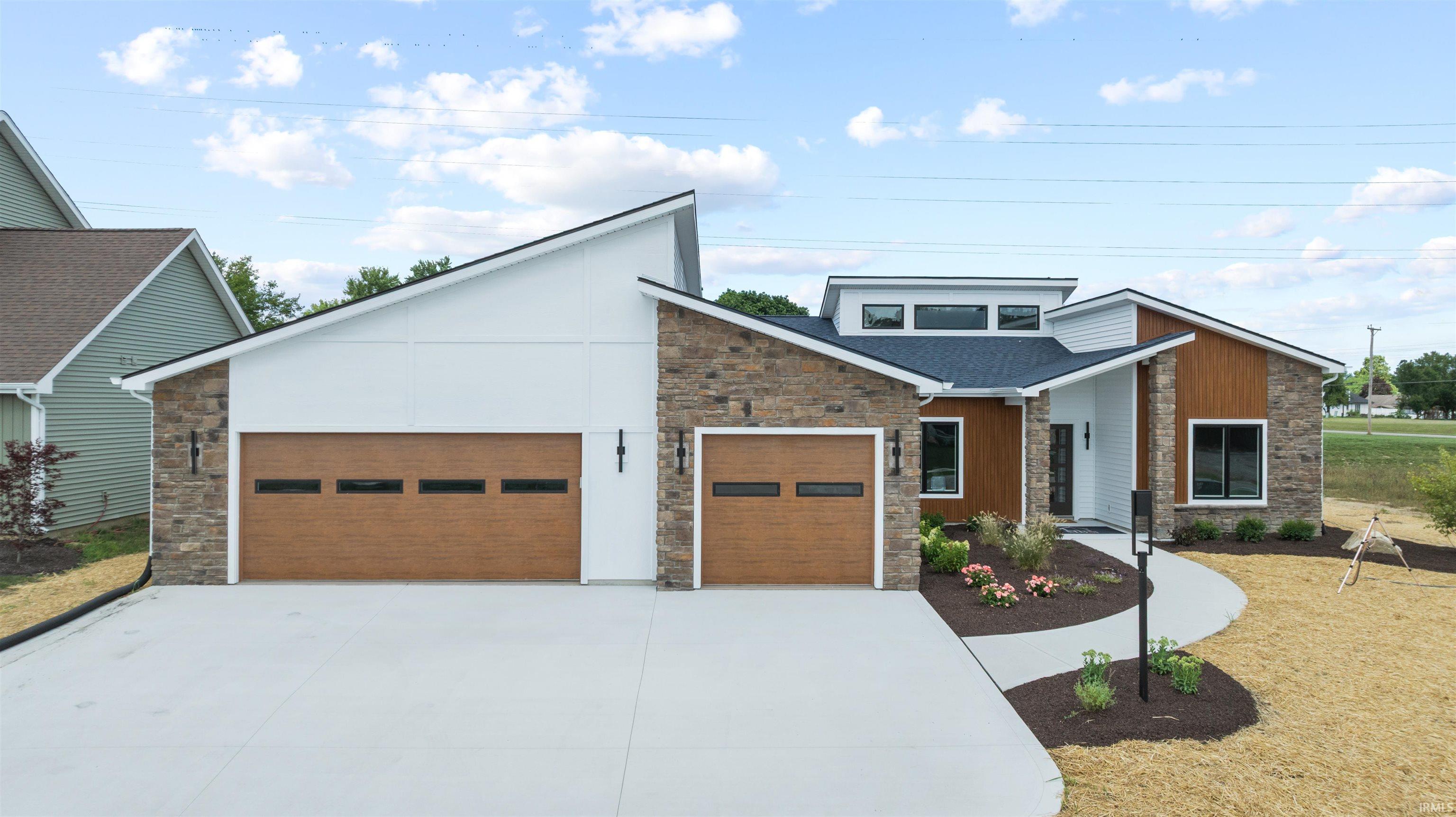 619 Grantham Passage Fort Wayne IN 46845