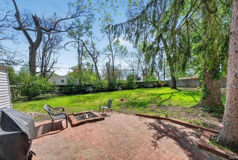 3320 Oakcrest Drive South Bend IN 46615