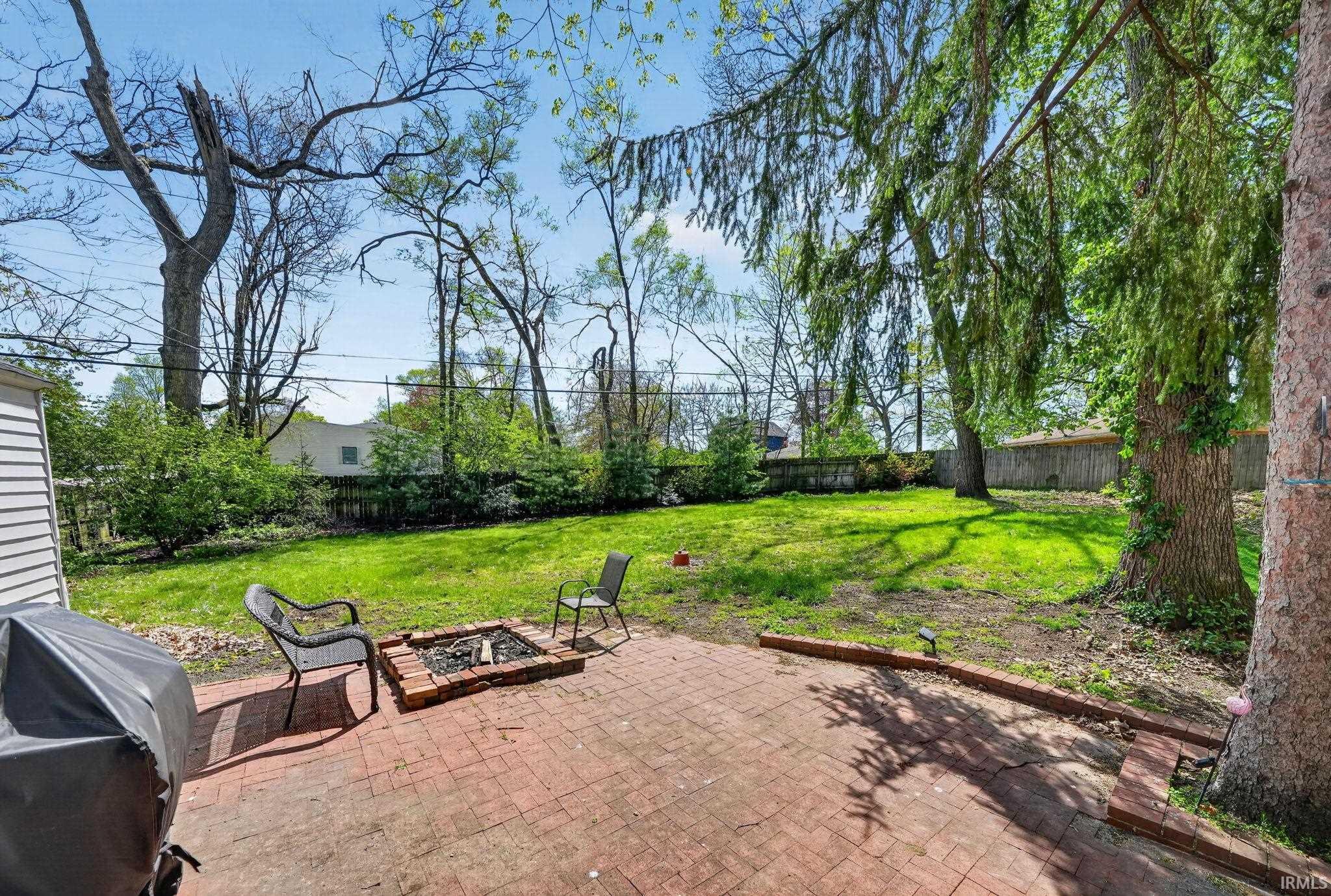 3320 Oakcrest Drive South Bend IN 46615