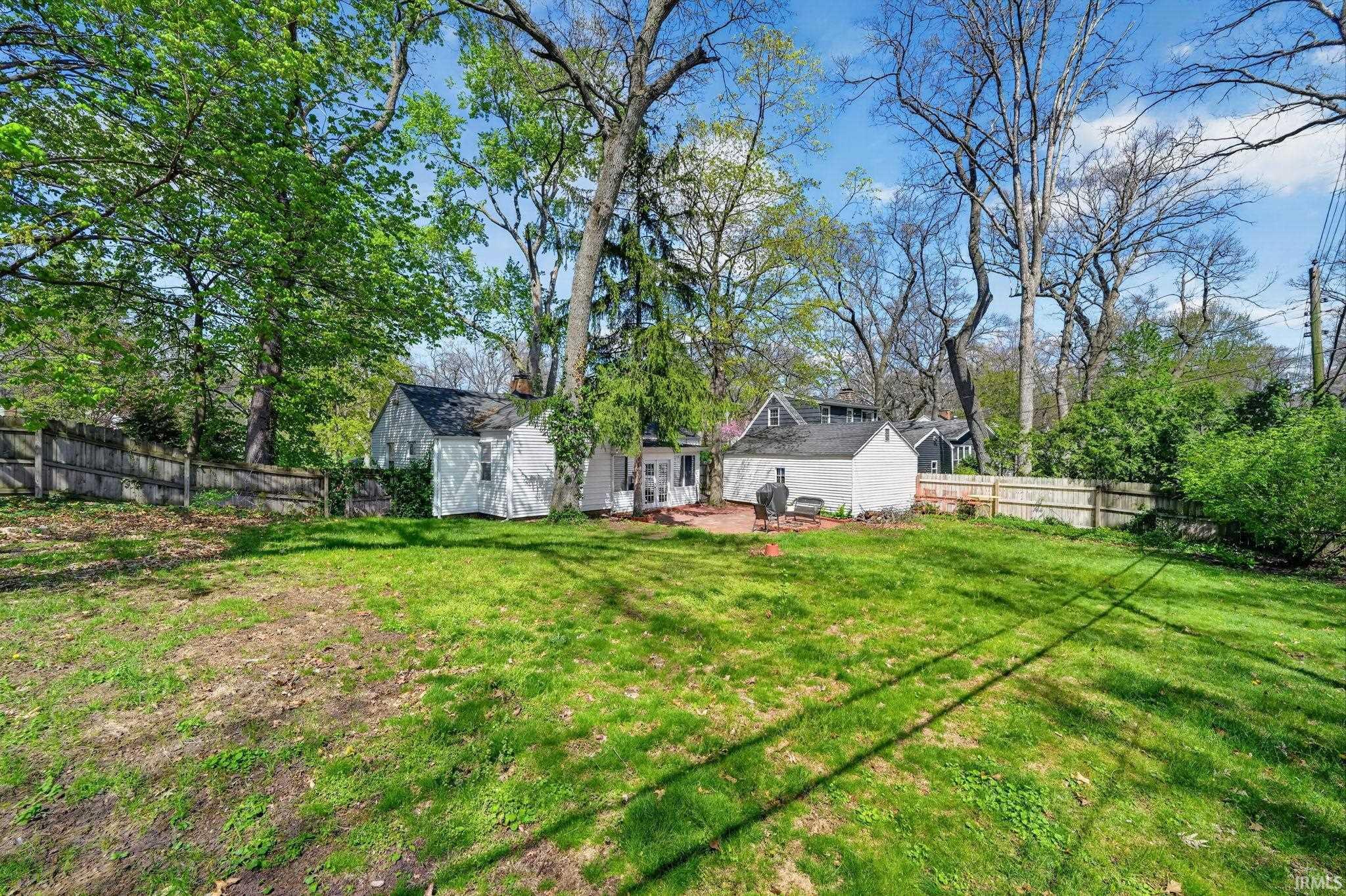 3320 Oakcrest Drive South Bend IN 46615