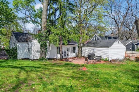 3320 Oakcrest Drive South Bend IN 46615