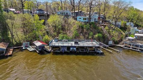 11751 W Pirates Roost Road Monticello IN 47960