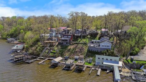 11751 W Pirates Roost Road Monticello IN 47960