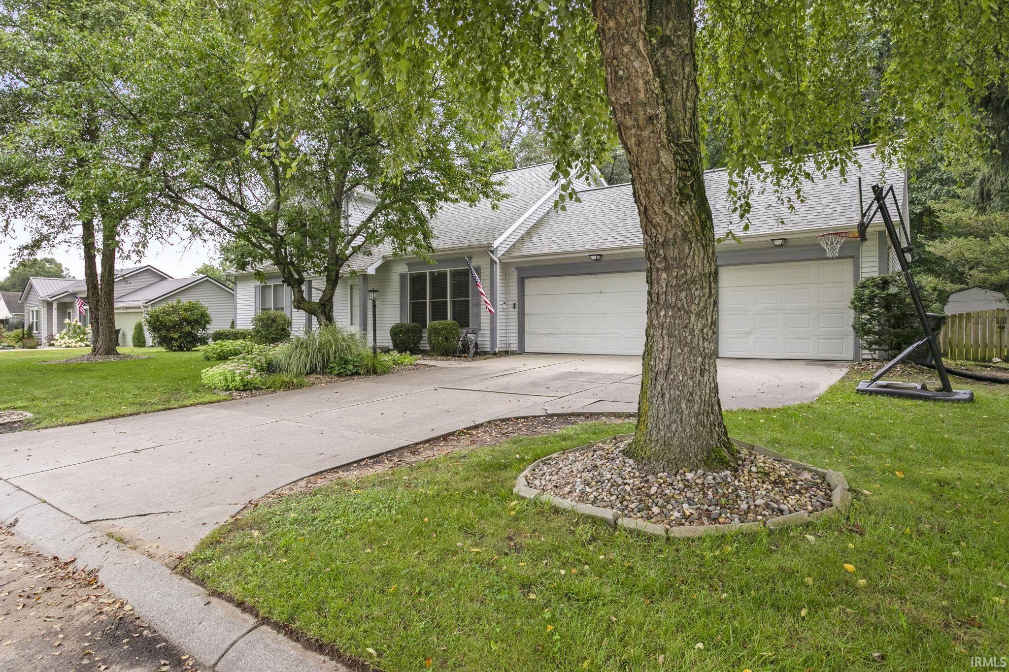 51997 Winter Glen Drive Granger IN 46530