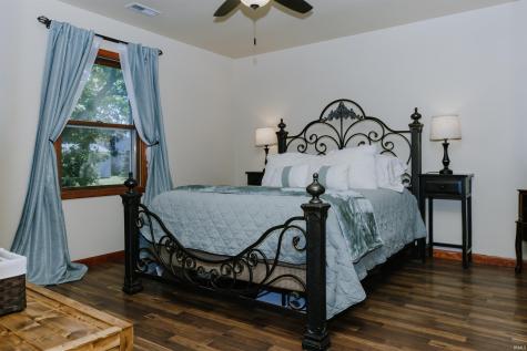 2006 Bedford Court Huntington IN 46750
