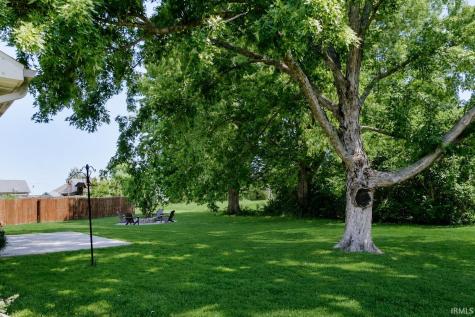 2006 Bedford Court Huntington IN 46750
