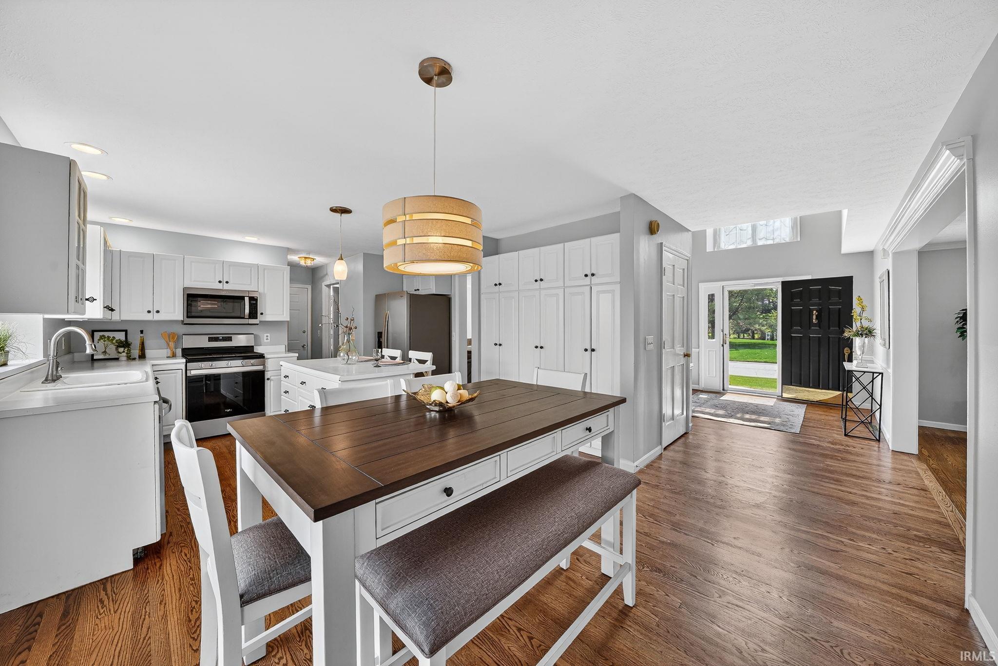 15891 S Lakeshore Drive Granger IN 46530