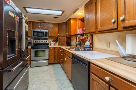 11791 N State Road 13 Road Syracuse IN 46567