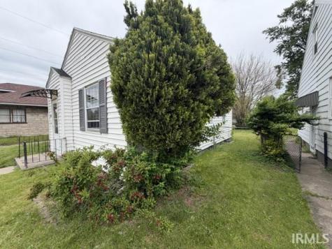 2702 Prast Boulevard South Bend IN 46628