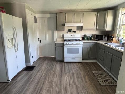 526 E Walnut Street Greentown IN 46936