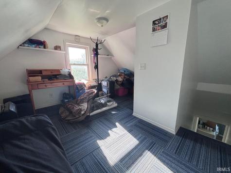 526 E Walnut Street Greentown IN 46936