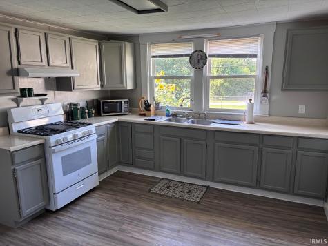 526 E Walnut Street Greentown IN 46936