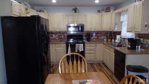 2201 Jerry Street Vincennes IN 47591