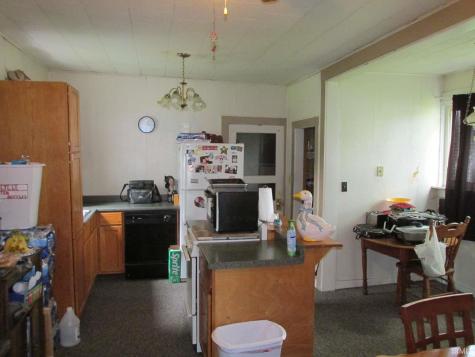 1006 N Wayne Street Warren IN 46792