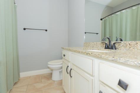 5018 Paddock Drive Evansville IN 47715