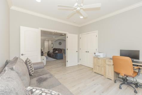 5018 Paddock Drive Evansville IN 47715