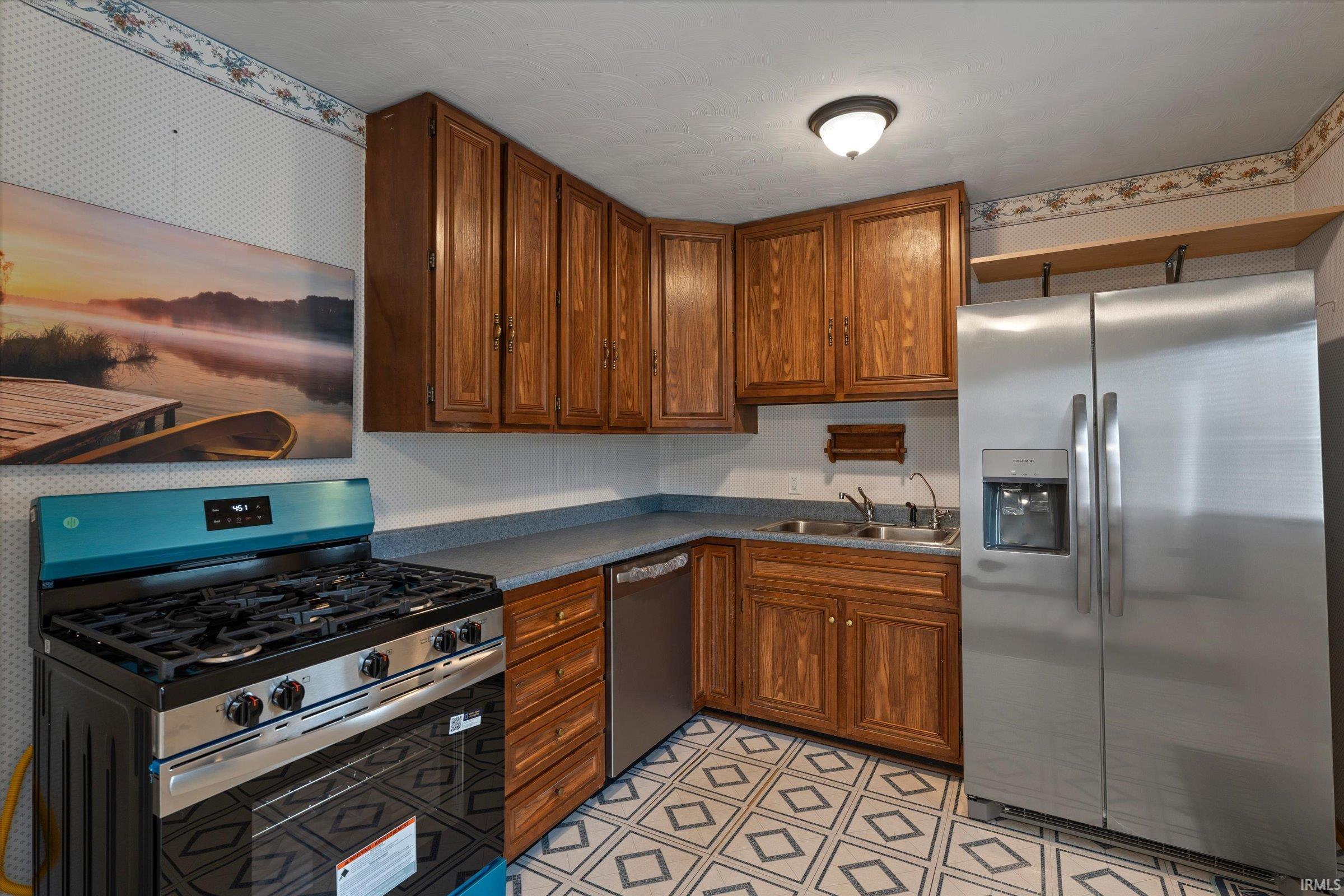 68 Sunnycrest Drive Osceola IN 46561