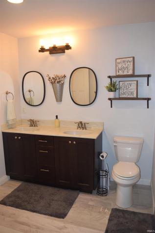 2547 Ruby Lane Wadesville IN 47638